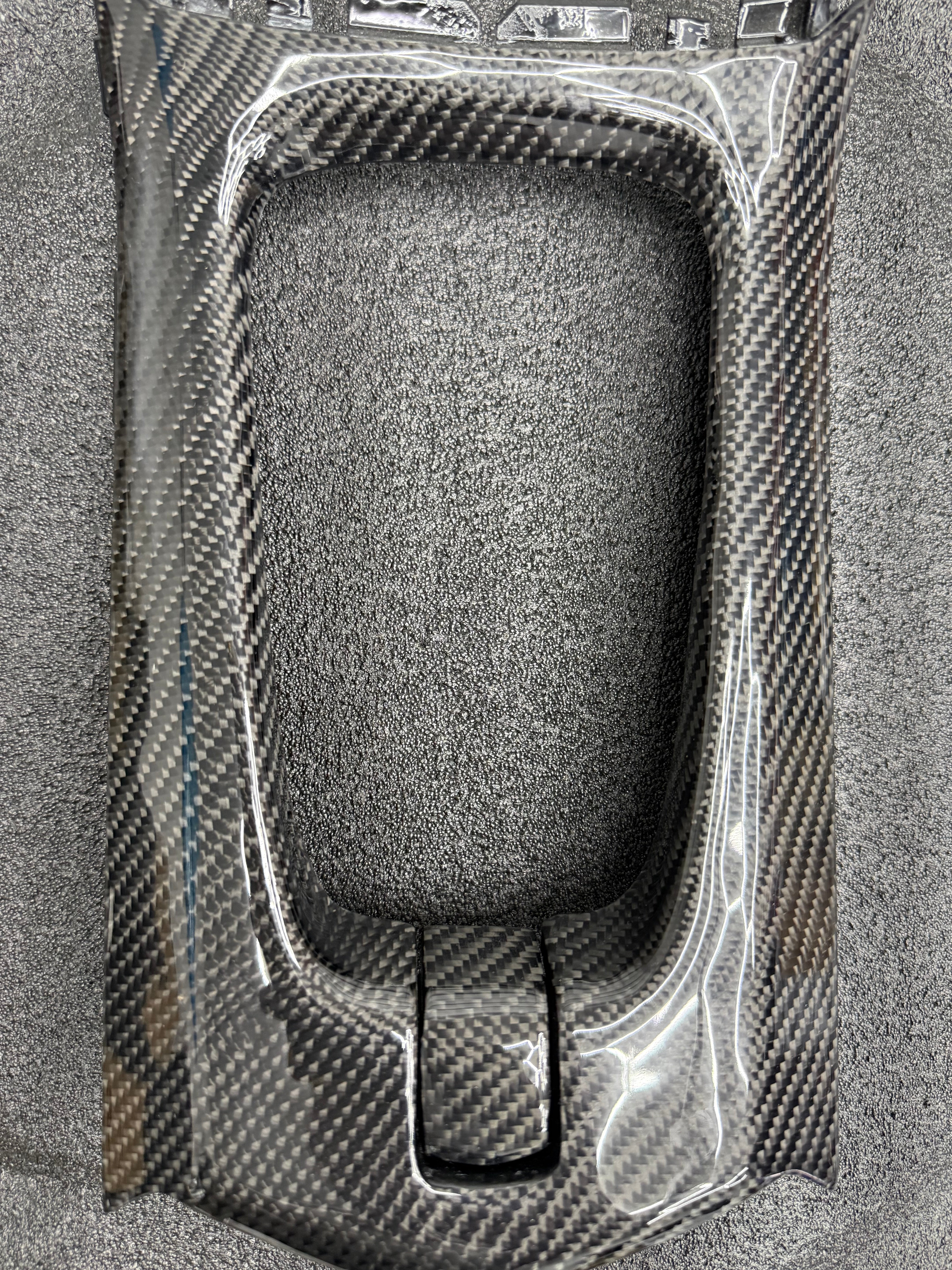 2009-2015 CADILLAC CTS-V V2 | Sedan / Wagon / Coupe Gear Shift Carbon Fiber Center Console Interior Trim Piece