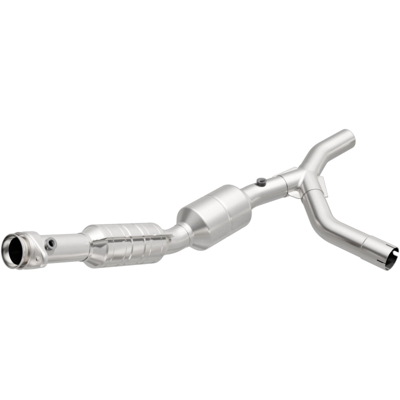 MagnaFlow Direct Fit Catalytic Converter 05-07 Ford E150 4.6L Passenger Side