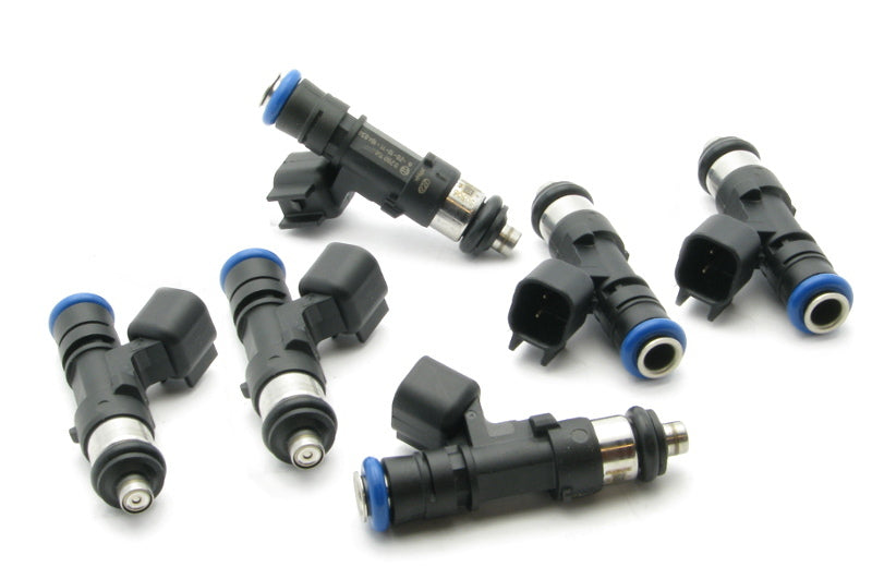 DeatschWerks 1000cc fuel injector set for Nissan GTR VR38DETT and Infiniti G35 G37 6-cylinder engine, six injectors included.