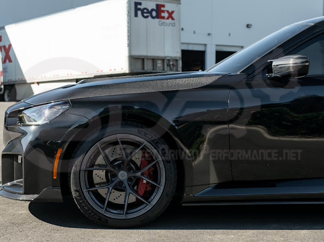 2023-Up BMW G87 M2 | V Style CARBON FIBER Front Vented Heat Extraction Hood