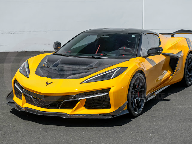 *IMPERFECTION / DISCOUNTED* 2020+ Corvette C8 | ZR1 Style Replica CARBON FIBER Front Hood