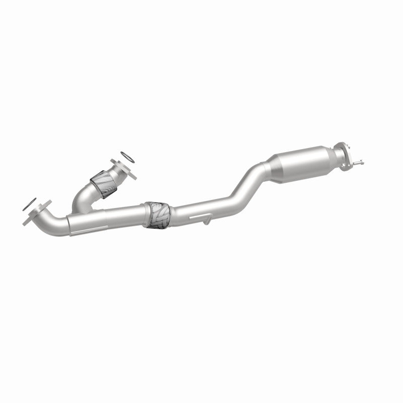 MagnaFlow catalytic converter for Nissan Murano 3.5L, direct fit fitting, shows metallic converter with inlet and outlet pipes.