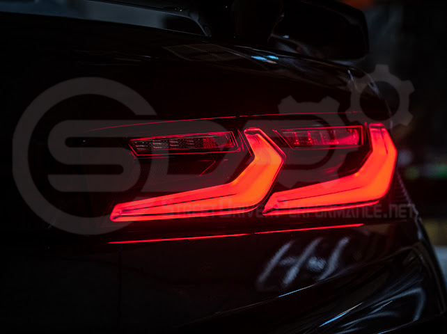 2016-2018 Chevrolet Camaro | C8 Style Sequential Signal LED Rear Taillights Pair (Clear / Red / Smoke Lens)