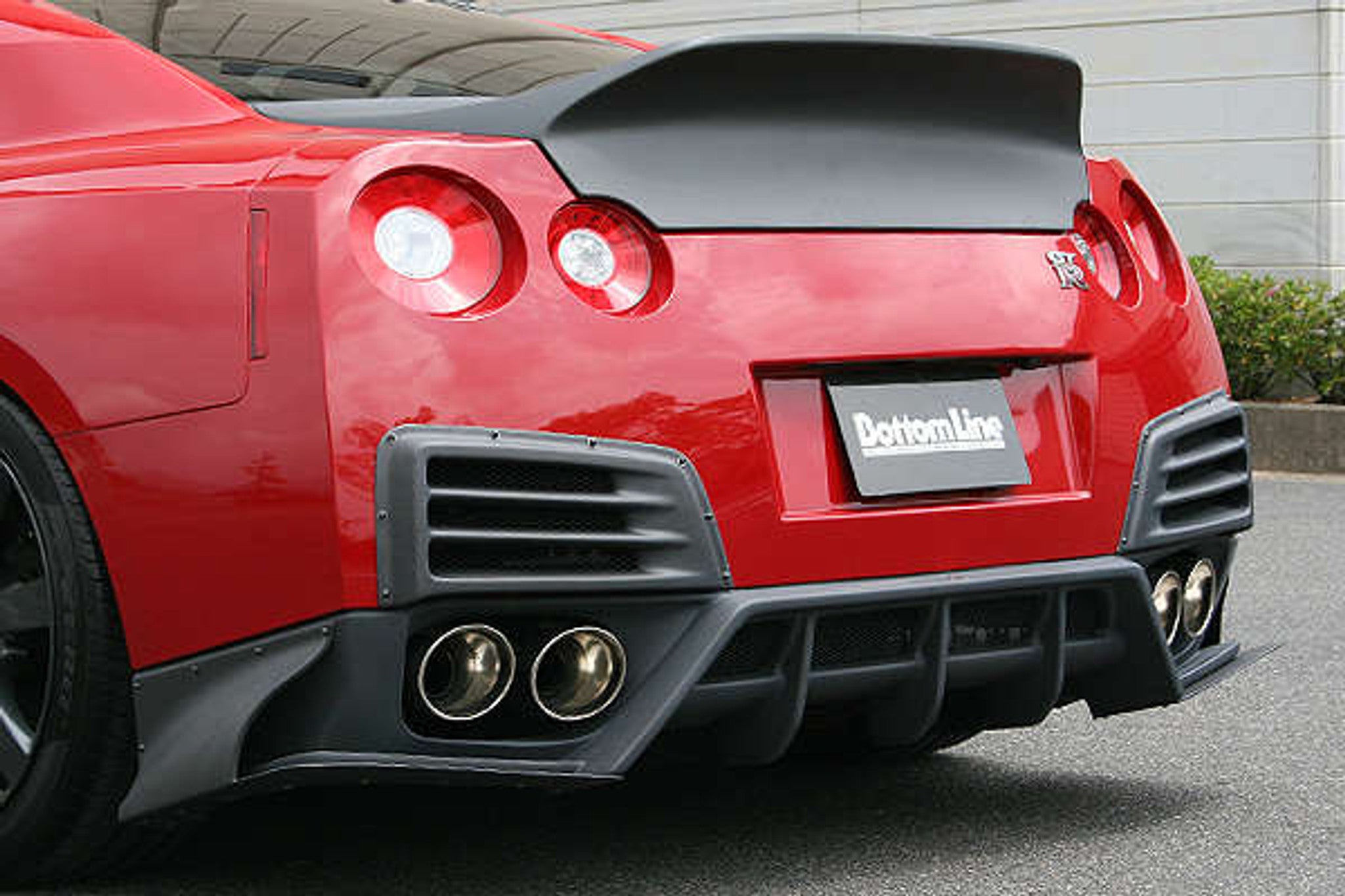 Charge Speed 2007-2016 Nissan GTR Rear Under Side Cowl Gloss Carbon for Charge Speed Rear Diffuser