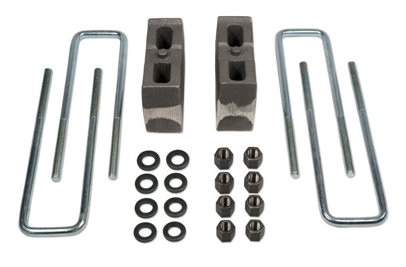 Tuff Country Chevy Silverado 2500HD 4WD lift kit with 4-inch rear block and U-bolts for enhanced truck height and stability.
