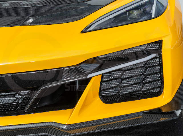 2023+ CHEVROLET CORVETTE C8 E-RAY & Z06 | FACTORY OEM STYLE GLOSSY BLACK FRONT RADIATOR MESH GRILLE GUARD