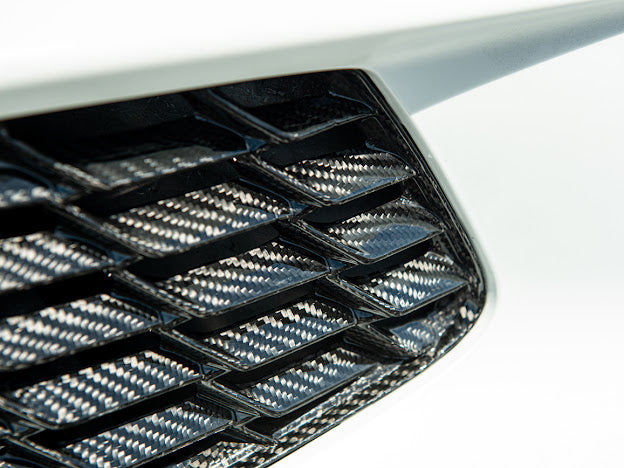 2020+ CHEVROLET CORVETTE C8 STINGRAY & Z51 | CARBON FIBER REAR GRILL TRIM COVER PAIR