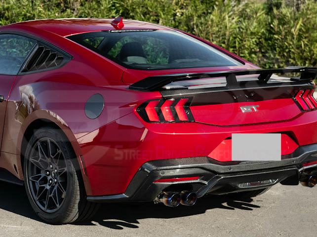 2024-UP FORD MUSTANG | DARKHORSE STYLE GLOSSY BLACK REAR TRUNK LID GURNEY FLAP WICKERBILL WING SPOILER