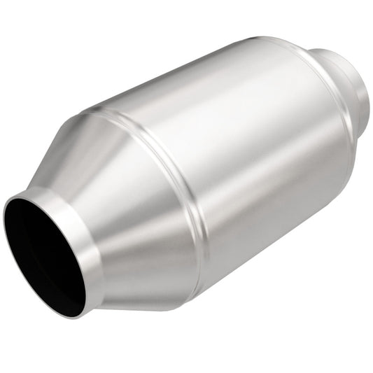 MagnaFlow universal catalytic converter, 2.25-inch inlet/outlet, pre-OBDII, designed for vehicle exhaust systems.