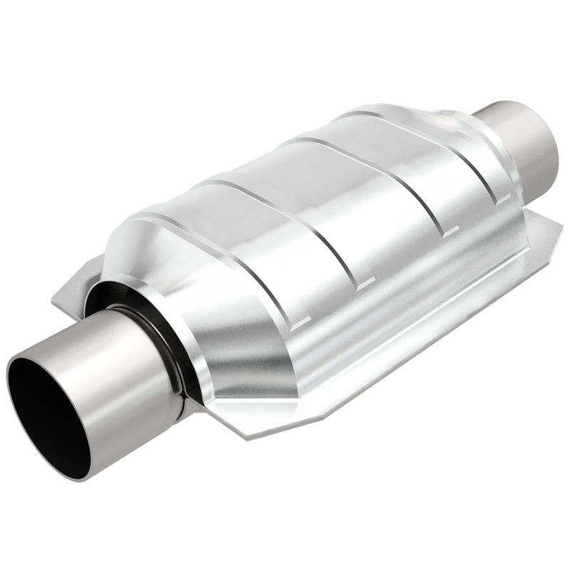 MagnaFlow Universal Catalytic Converter 2.5inch Inlet/Outlet Center/Center Oval (California OBDII)