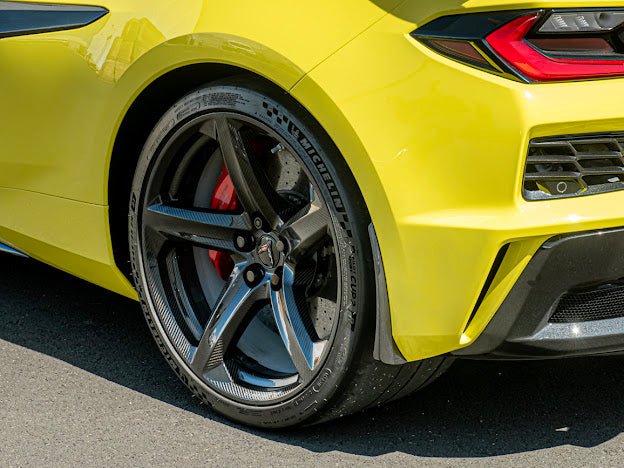2023+ CHEVROLET CORVETTE C8 Z06 & E-RAY | CARBON FLASH XL EXTENDED FRONT SPLASH GUARD