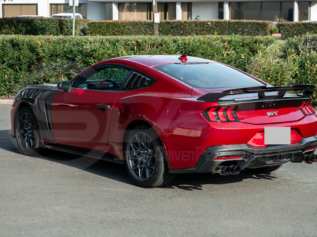 2024-UP FORD MUSTANG | DARKHORSE STYLE GLOSSY BLACK REAR TRUNK LID GURNEY FLAP WICKERBILL WING SPOILER