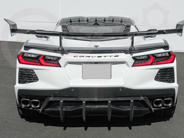 2020-UP CORVETTE C8 | CARBON FIBER REAR BUMPER DIFFUSER QUAD EXIT