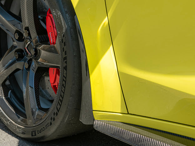 2023+ CHEVROLET CORVETTE C8 Z06 & E-RAY | CARBON FLASH XL EXTENDED FRONT SPLASH GUARD