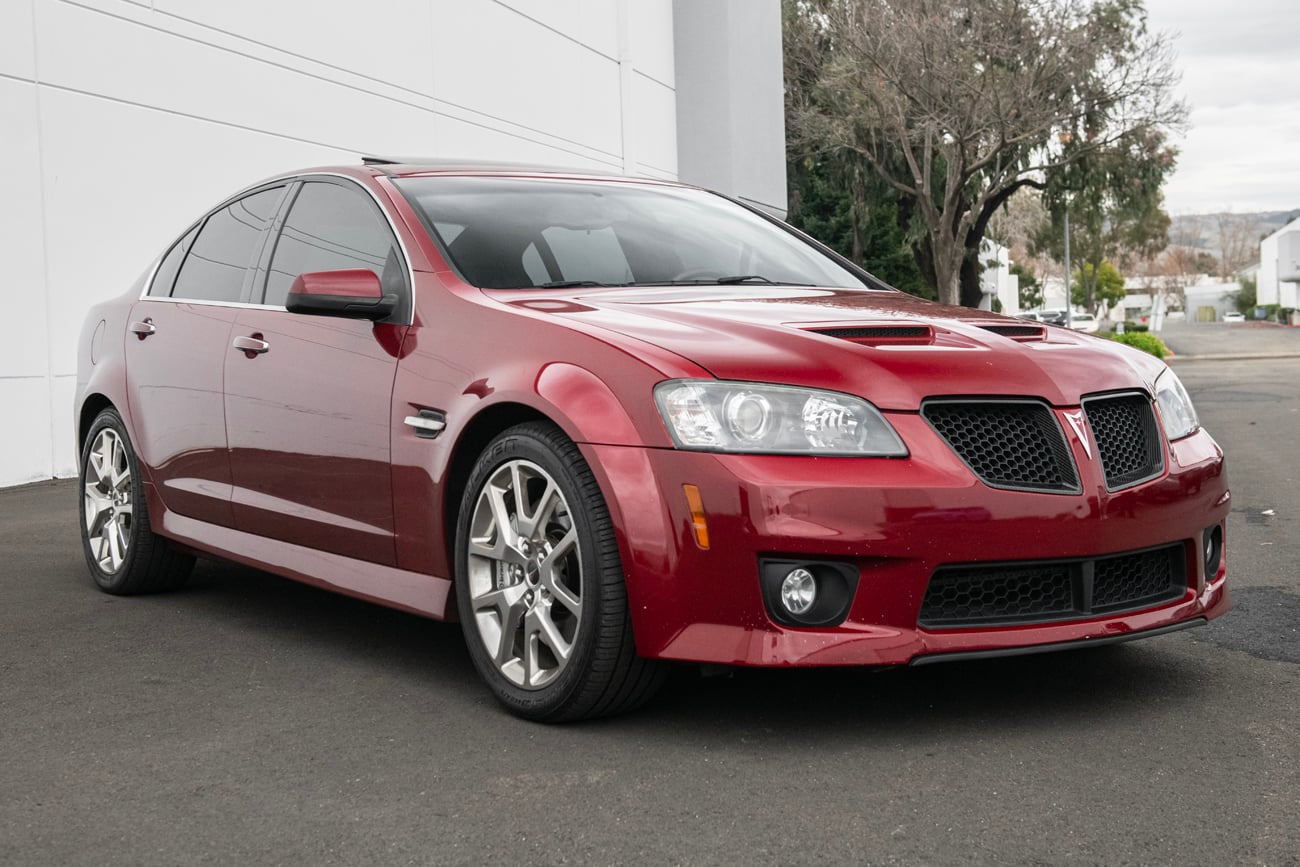 2008-09 PONTIAC G8 CARBON FIBER FRONT GRILLE TRIM SURROUNDING INSERT