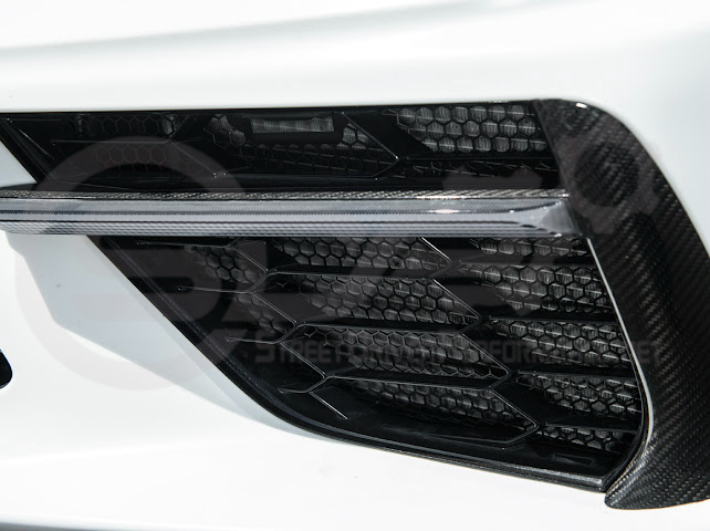 2020+ CHEVROLET CORVETTE C8 STINGRAY & Z51 | FACTORY OEM STYLE GLOSSY BLACK FRONT BUMPER LOWER AIR INLET MESH GRILLE GUARDS
