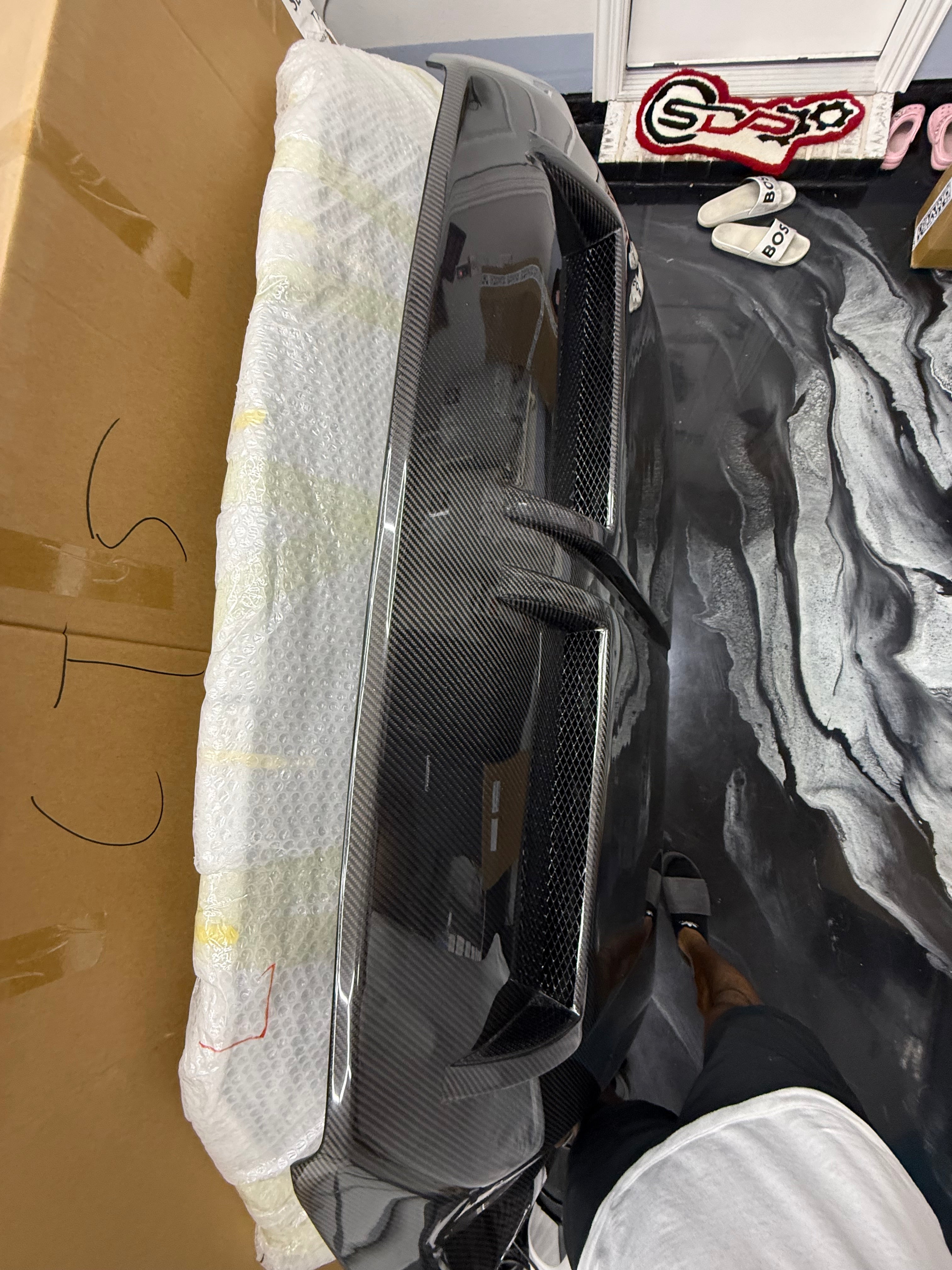 2015-2020 FORD F-150 | SHELBY STYLE CARBON FIBER HOOD