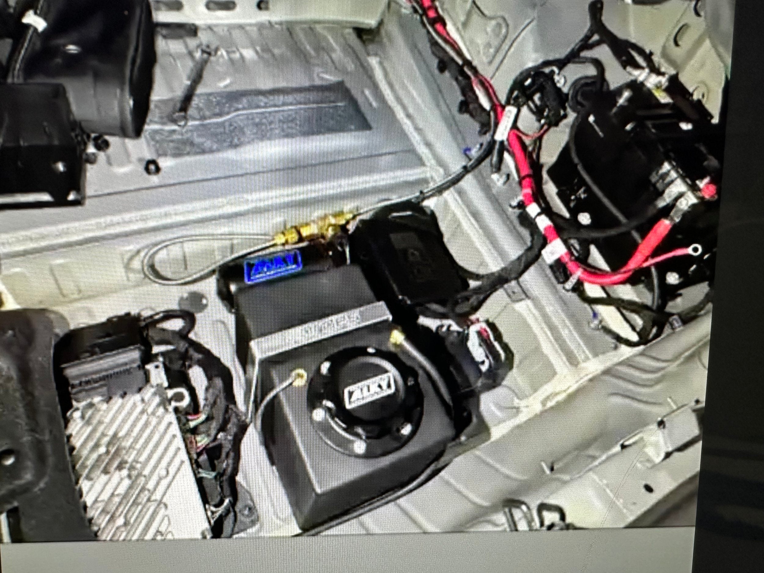 Camaro MAP Under-hood Kit 2018+