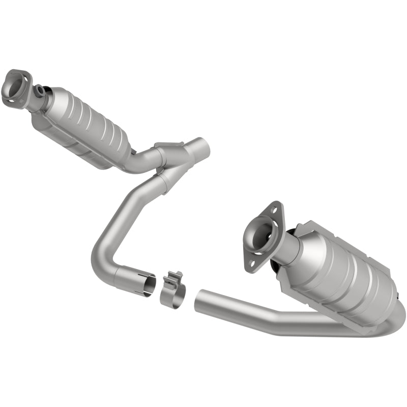 MagnaFlow Direct Fit Catalytic Converter Dakota 05-06 6 3.7L