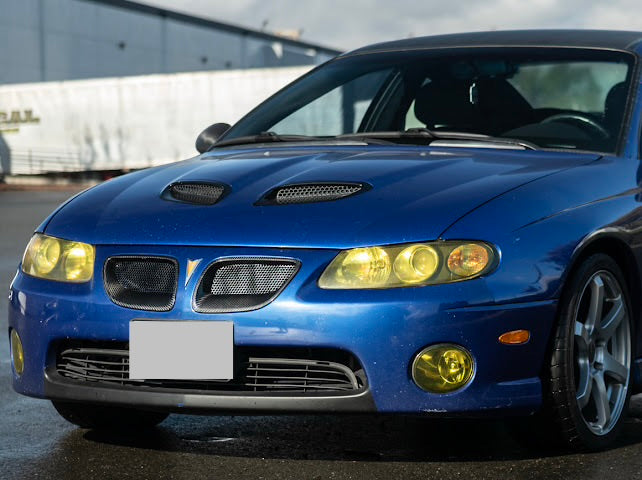2004-2006 Pontiac GTO | CARBON FIBER Front Bumper Grille Inserts Replacement (PAIR)