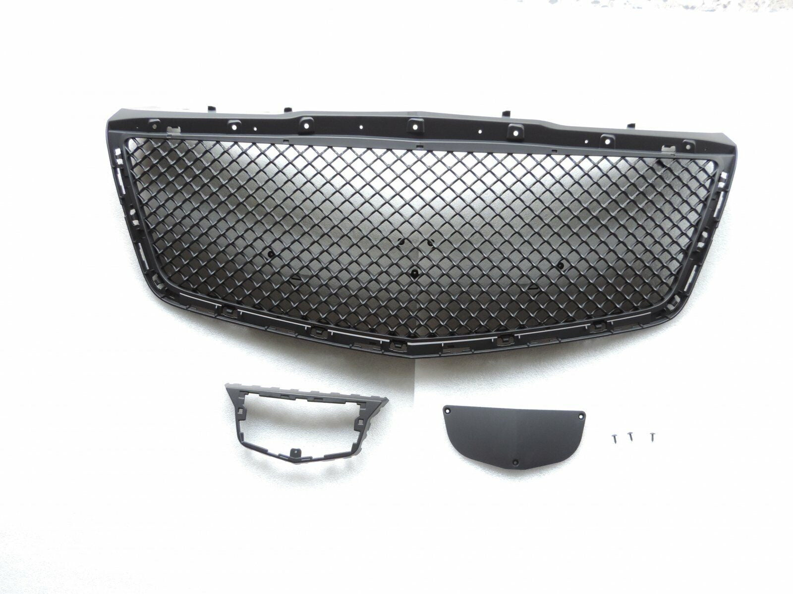 2015-2018 Cadillac CTS Matte Black Mesh Upper Grille