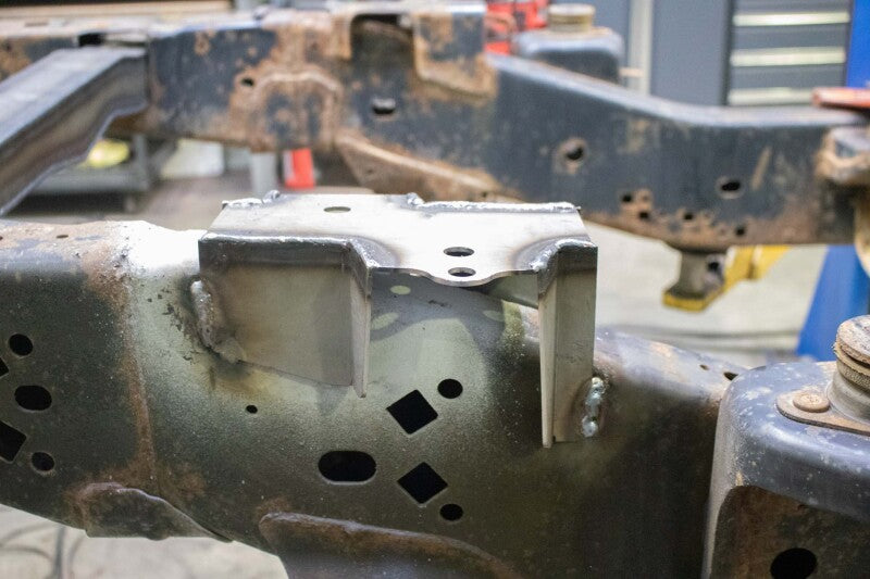 Rustbuster Front Bed Mount Left Side