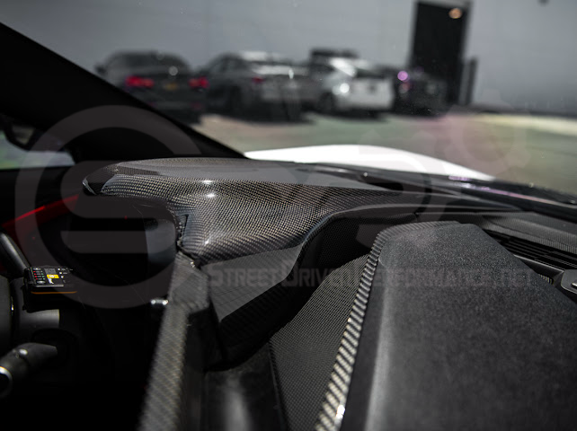 2020-2025 CHEVROLET CORVETTE C8 | DRY CARBON FIBER UPPER DASH INSTRUMENT PANEL