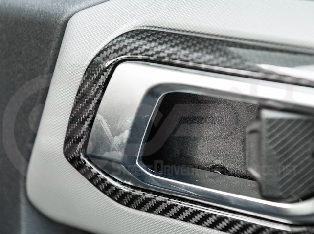 2021-UP FORD BRONCO CARBON FIBER REAR DOOR HANDLE TRIM COVER