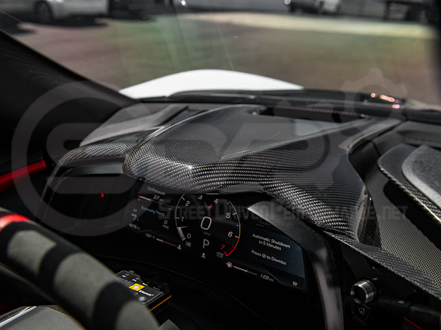 2020-2025 CHEVROLET CORVETTE C8 | DRY CARBON FIBER UPPER DASH INSTRUMENT PANEL