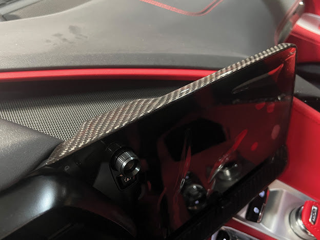 2020+ CORVETTE C8 | CARBON FIBER RADIO GPS NAVIGATION SCREEN COVER