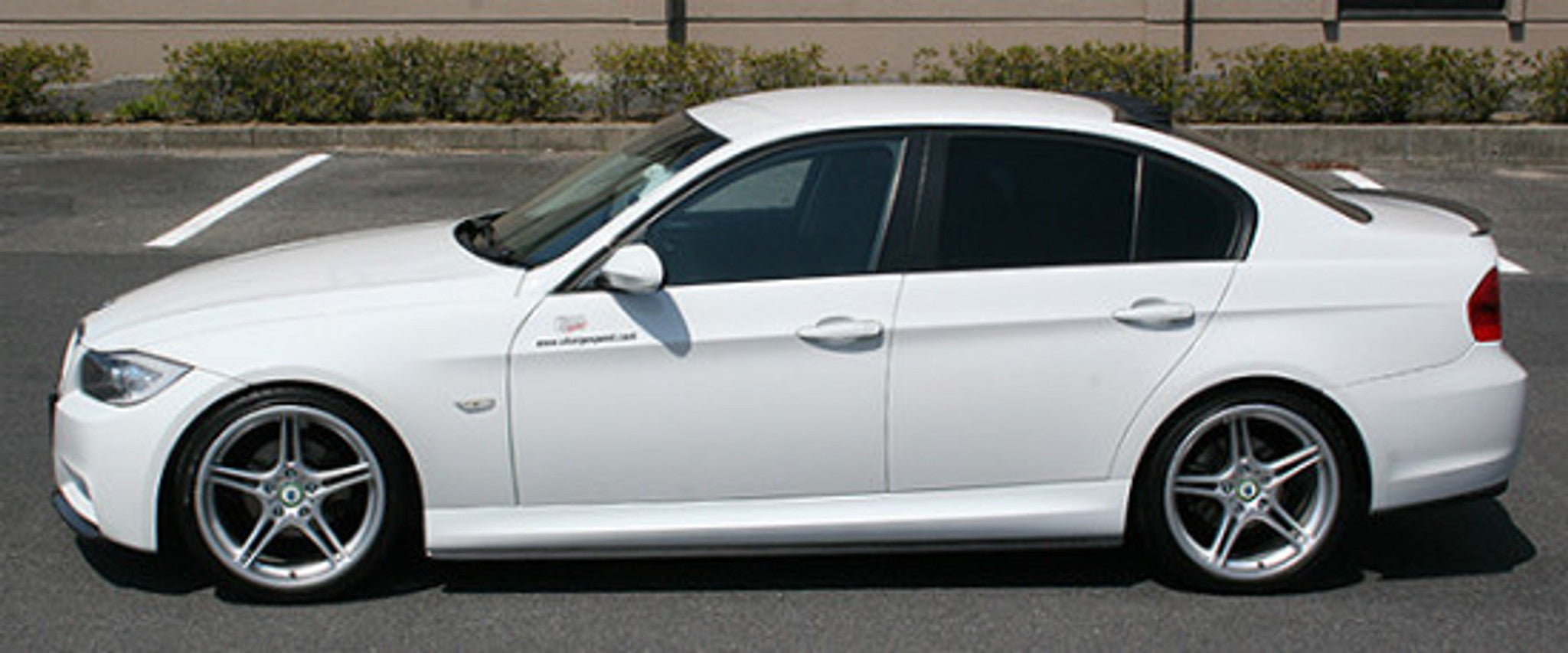 CHARGE SPEED 2005-2008 BMW E90 3-SERIES M-SPORT SEDAN BOTTOM LINE CARBON FULL LIP KIT