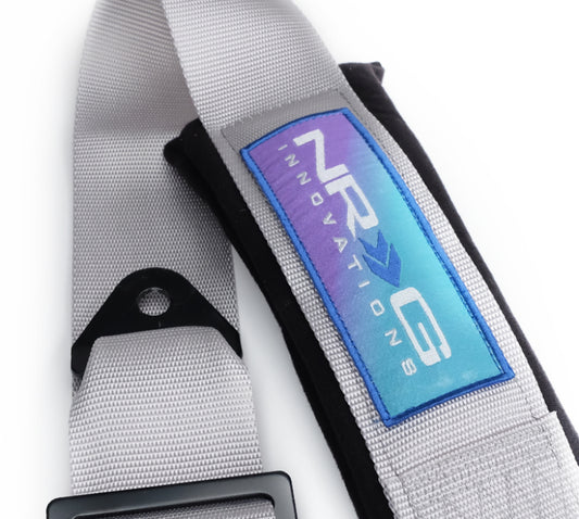 NRG 5-point 3-inch silver seat belt harness with cam lock, designed for racing and performance vehicles.