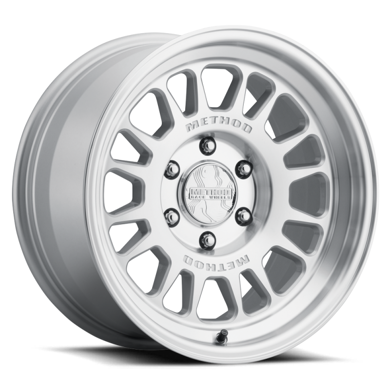 Method MR318 18-inch cast wheels with 18x9 size, 6x5.5 bolt pattern, 18mm offset, and machined-clear coat finish.