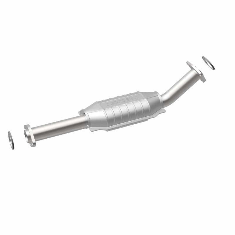 MagnaFlow direct fit catalytic converter for 2003-2004 Toyota Tundra V8 4.7L gas engine, showing the metal body and inlet/outlet ports.