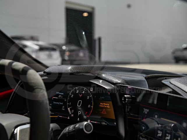 2020-2025 CHEVROLET CORVETTE C8 | DRY CARBON FIBER UPPER DASH INSTRUMENT PANEL