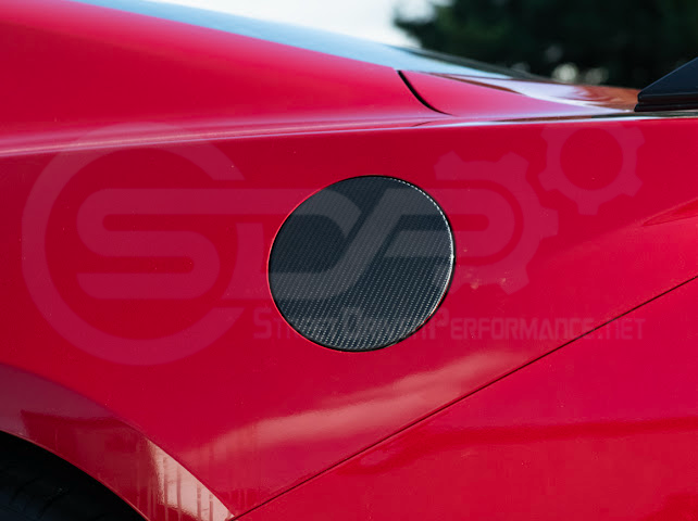 2024-UP FORD MUSTANG S650 | FACTORY STYLE DRY CARBON FIBER SIDE FENDER FUEL TANK GAS LID COVER