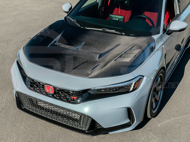 2023-UP HONDA CIVIC FL5 TYPE-R | JDM VARIS STYLE CARBON FIBER FRONT VENTED HOOD