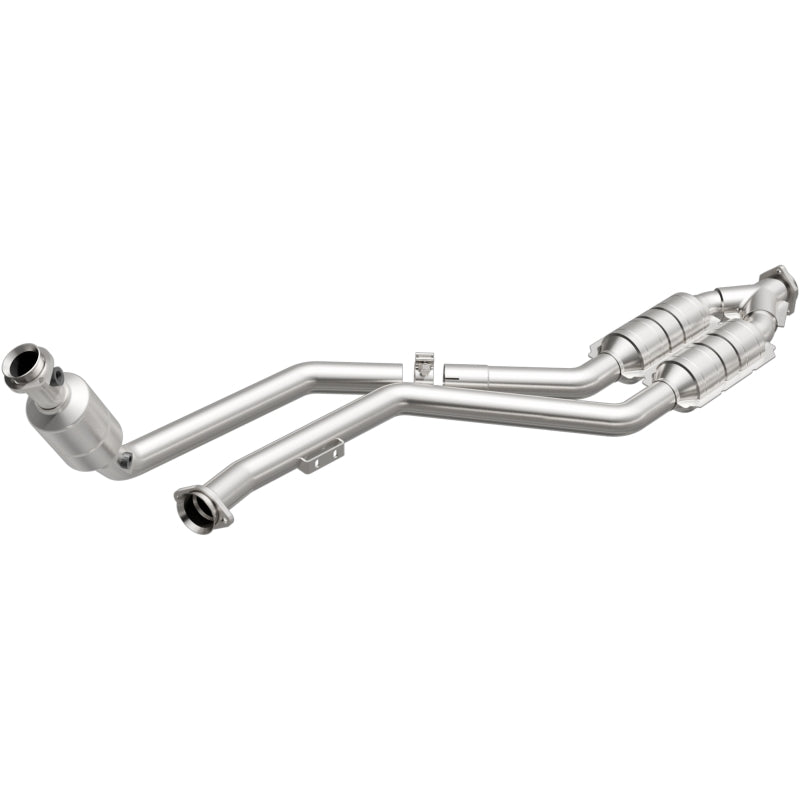 MagnaFlow Direct Fit Catalytic Converter 99-00 Mercedes CLK320 3.2L