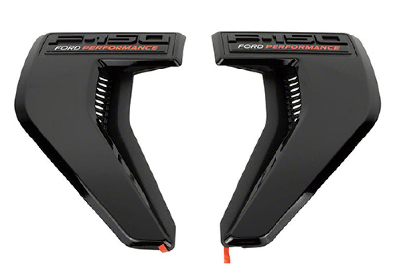 Ford Racing Ford F-150 2021-2024 fender vent kit with body armor and rock rails, designed for off-road protection and style