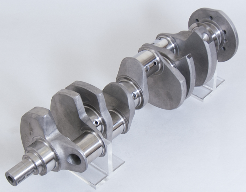 Eagle Chevrolet 305/350 forged steel crankshaft with 3.75-inch stroke, 2-piece rear seal, designed for high-performance engines.