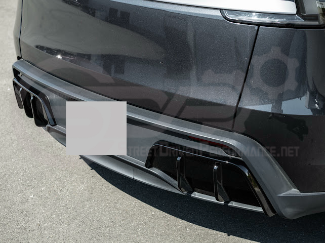 2025-Up Tesla Model Y | Fast Style Glossy Black Rear Bumper Finned Diffuser