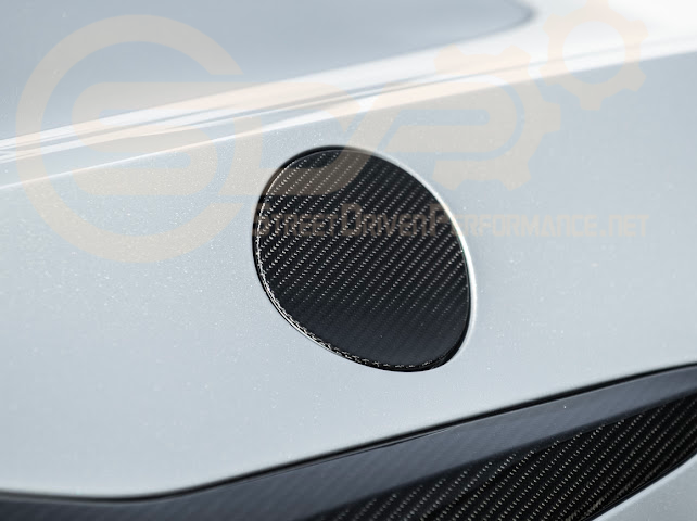 2020-UP CORVETTE C8 | SIDE FENDER FUEL TANK GAS LID DOOR COVER
