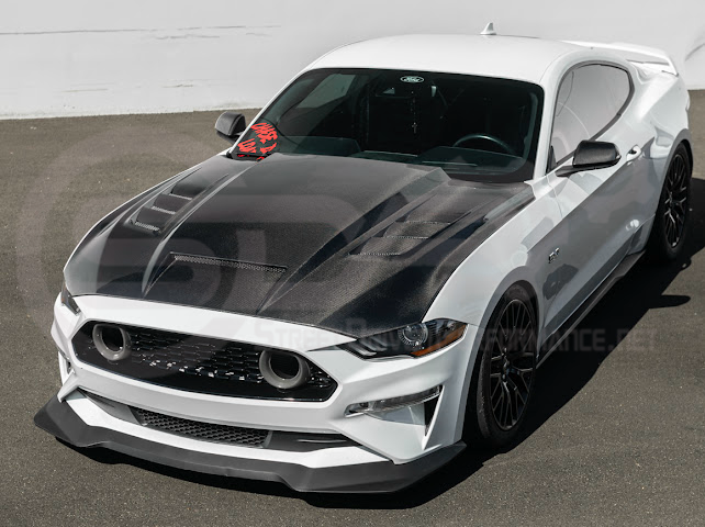 2018-2023 FORD MUSTANG S550 | TERMINATOR STYLE CARBON FIBER FRONT AIR VENTED HOOD