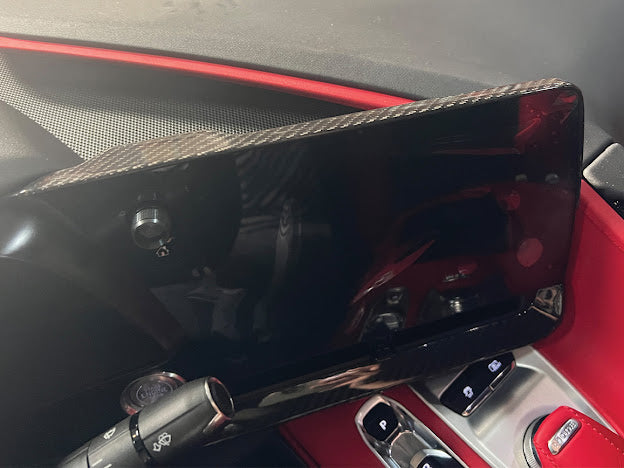 2020+ CORVETTE C8 | CARBON FIBER RADIO GPS NAVIGATION SCREEN COVER