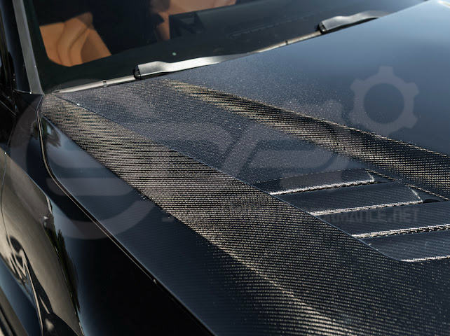 2023-Up BMW G87 M2 | V Style CARBON FIBER Front Vented Heat Extraction Hood