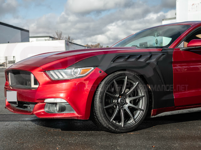 2015-2017 FORD MUSTANG S550 | GTD STYLE PRIMED BLACK FRONT SIDE VENTED FENDERS