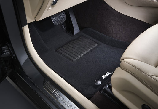 3D MAXpider black carpeted floor mats for Kia Niro 2017-2022, first and second-row interior protection.
