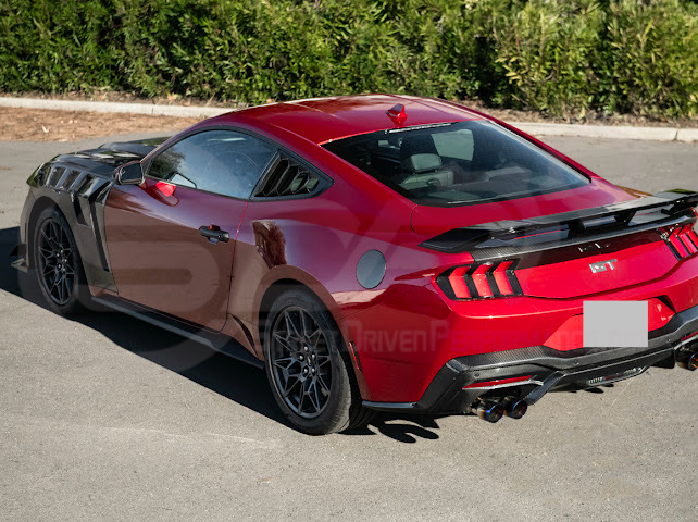 2024-UP FORD MUSTANG | DARKHORSE STYLE GLOSSY BLACK REAR TRUNK LID GURNEY FLAP WICKERBILL WING SPOILER