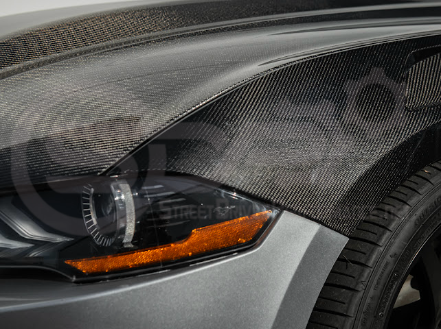 *IMPERFECTION / DISCOUNTED* 2018-2023 FORD MUSTANG S550 | GTD STYLE CARBON FIBER FRONT SIDE VENTED FENDERS