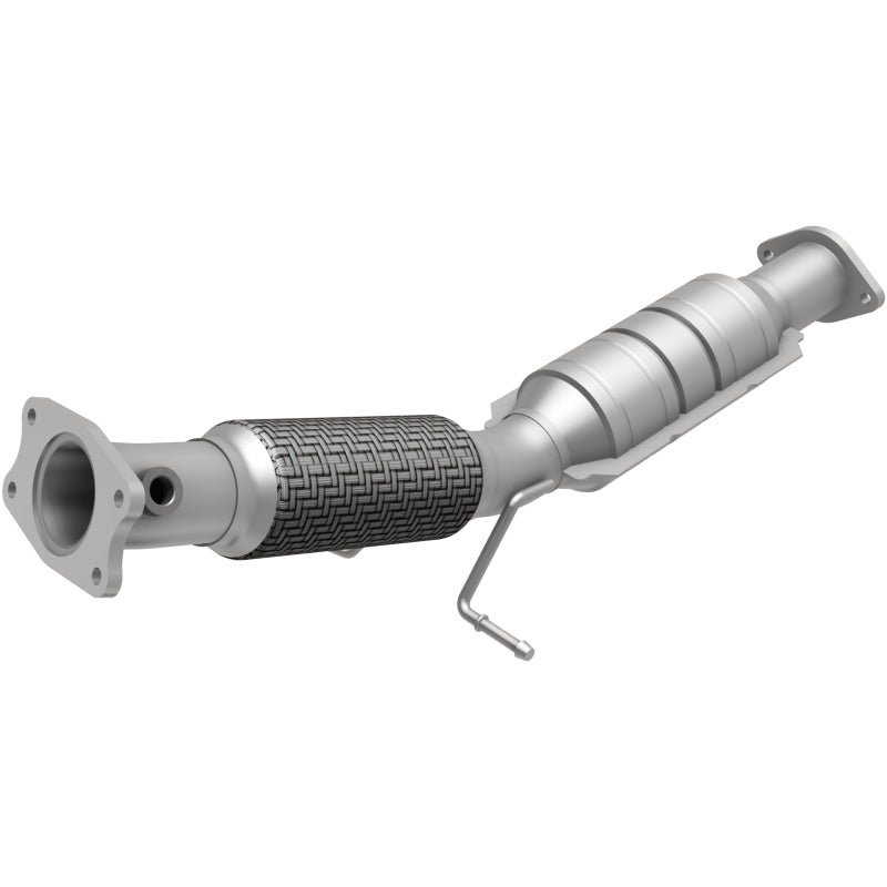 MagnaFlow Direct Fit Catalytic Converter 06-09 Volvo S40/V50 2.4L